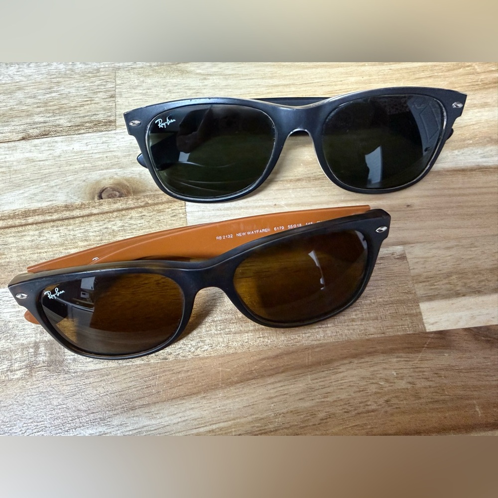 Ray-Ban Wayfarer 2 pair